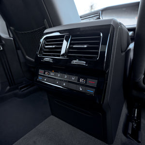 VW Touareg 3.0L V6 Black Edition