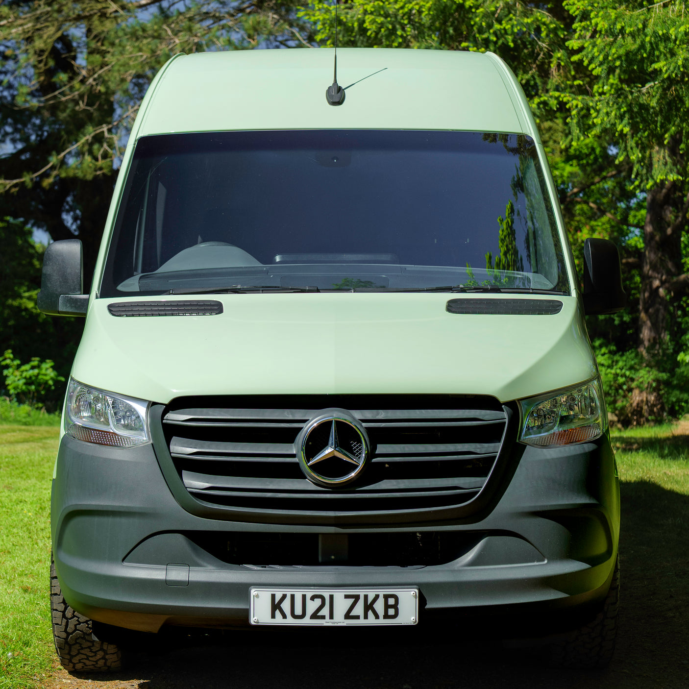 Valerie - Automatic Off Grid Luxury 3 berth Campervan + £5000