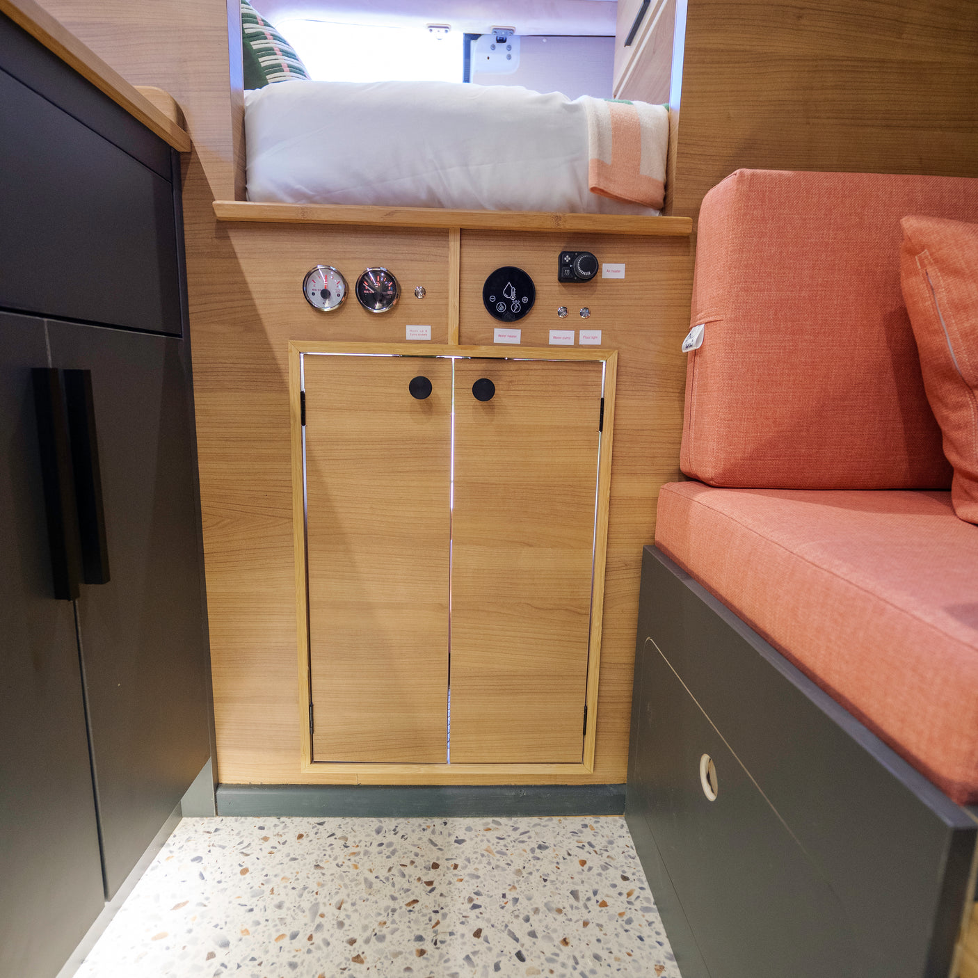 Valerie - Automatic Off Grid Luxury 3 berth Campervan + £5000
