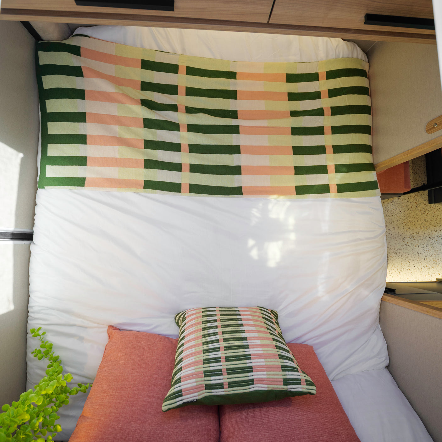 Valerie - Automatic Off Grid Luxury 3 berth Campervan + £5000