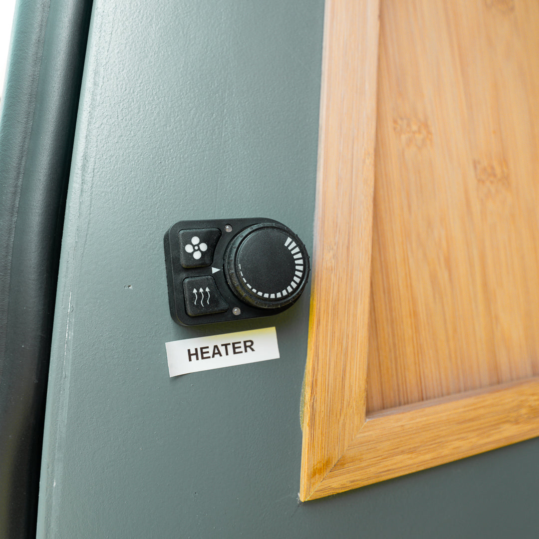 Victoria - Automatic Off Grid Luxury 4 berth Campervan