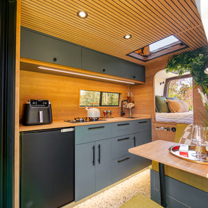 Victoria - Automatic Off Grid Luxury 4 berth Campervan