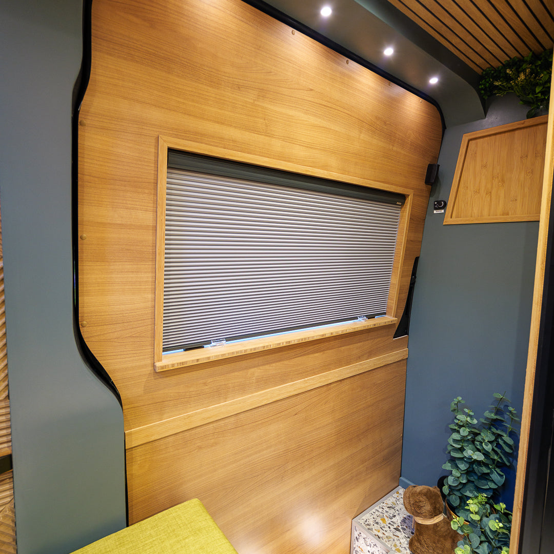 Victoria - Automatic Off Grid Luxury 4 berth Campervan