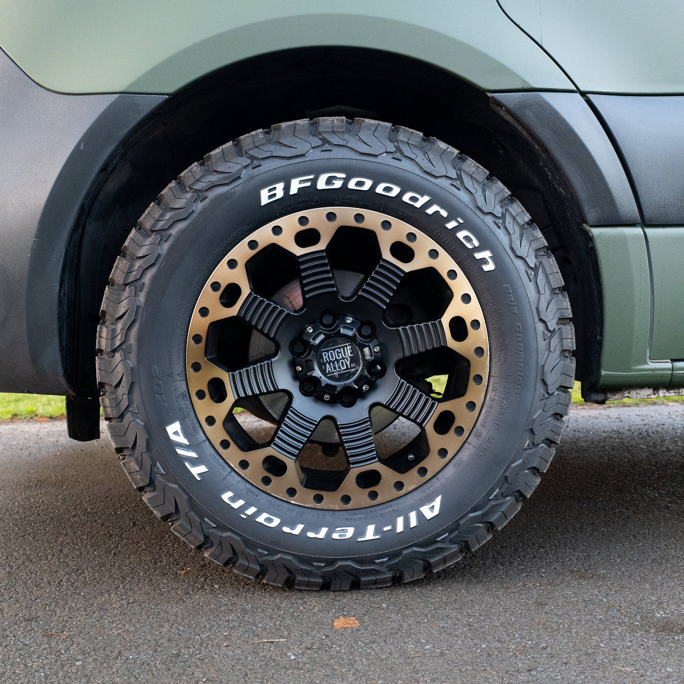 Vienna - 4 berth Automatic Custom Camper