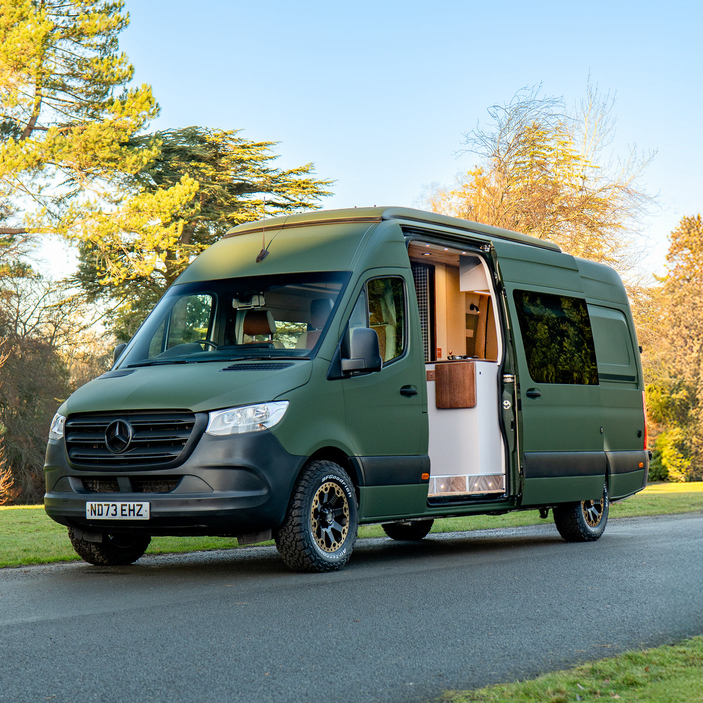 Vienna - 4 berth Automatic Custom Camper