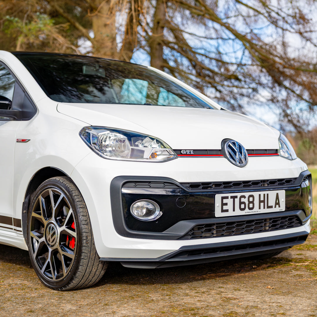 VOLKSWAGEN UP! GTi