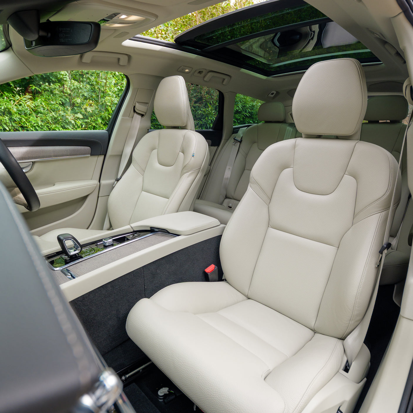Volvo V90 Ultimate B5 Automatic + £3000 + 3 YEARS ROAD TAX