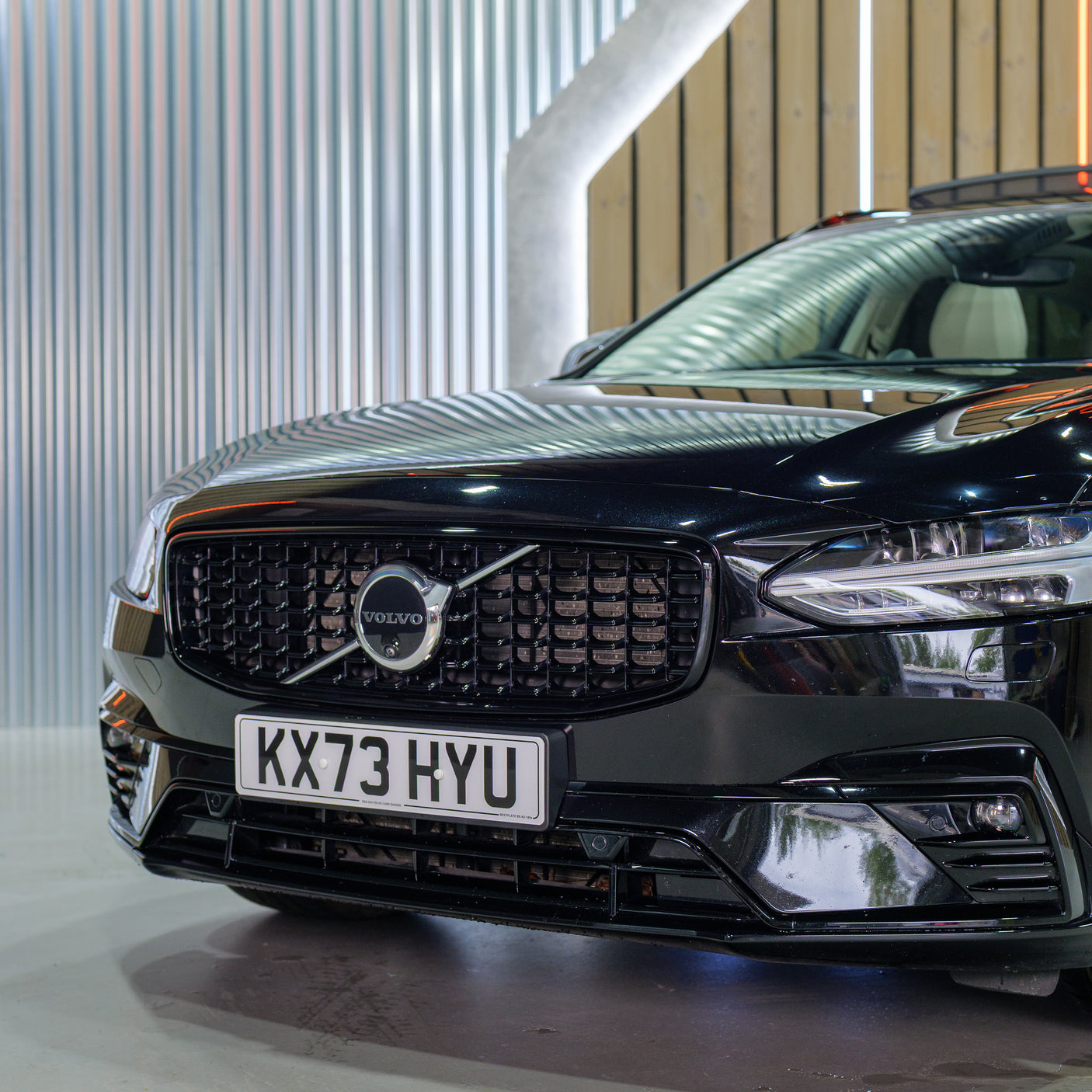 Volvo V90 Ultimate B5 Automatic + £3000 + 3 YEARS ROAD TAX