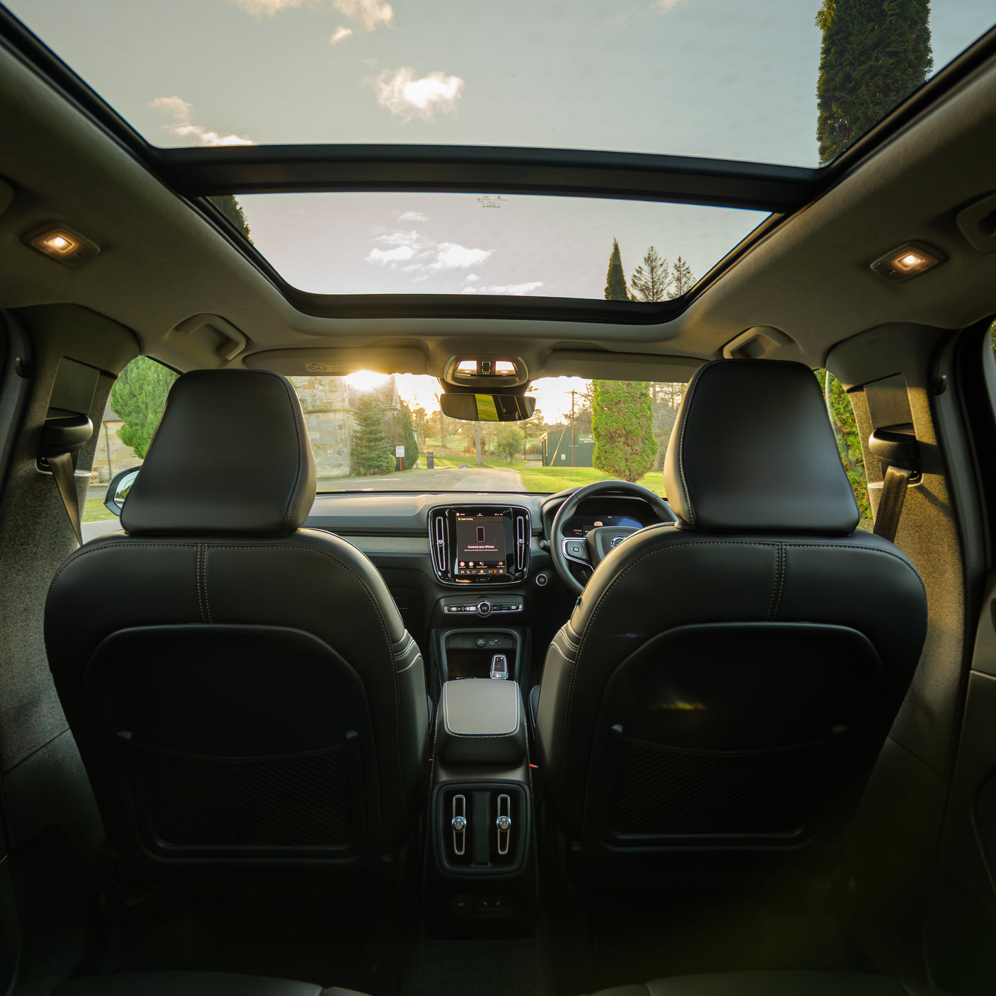 Swift Trekker X + Volvo XC40