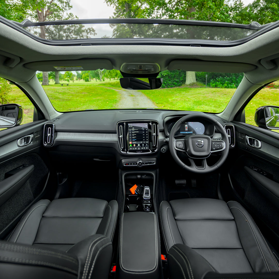 Brand New Adria Matrix 670SL + Volvo XC40