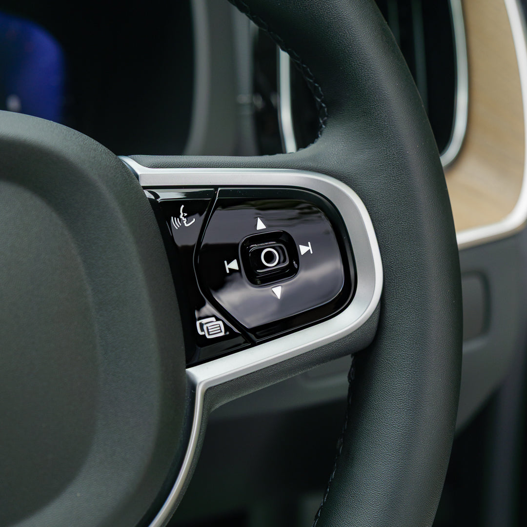 2025 Volvo XC-60 Ultra