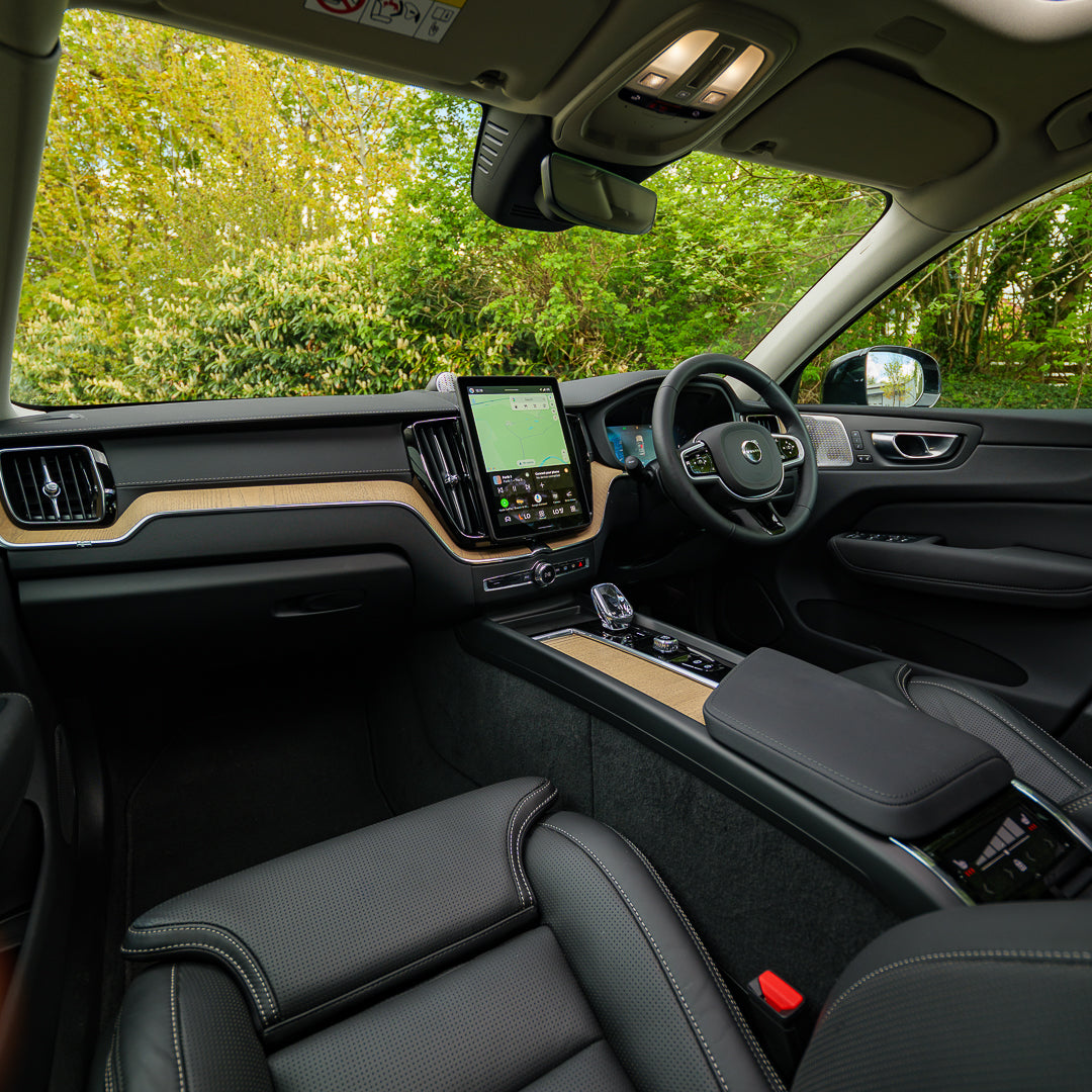 2025 Volvo XC-60 Ultra