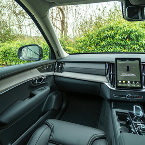 Brand New 7 seat Volvo XC-90