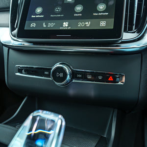Brand New 7 seat Volvo XC-90