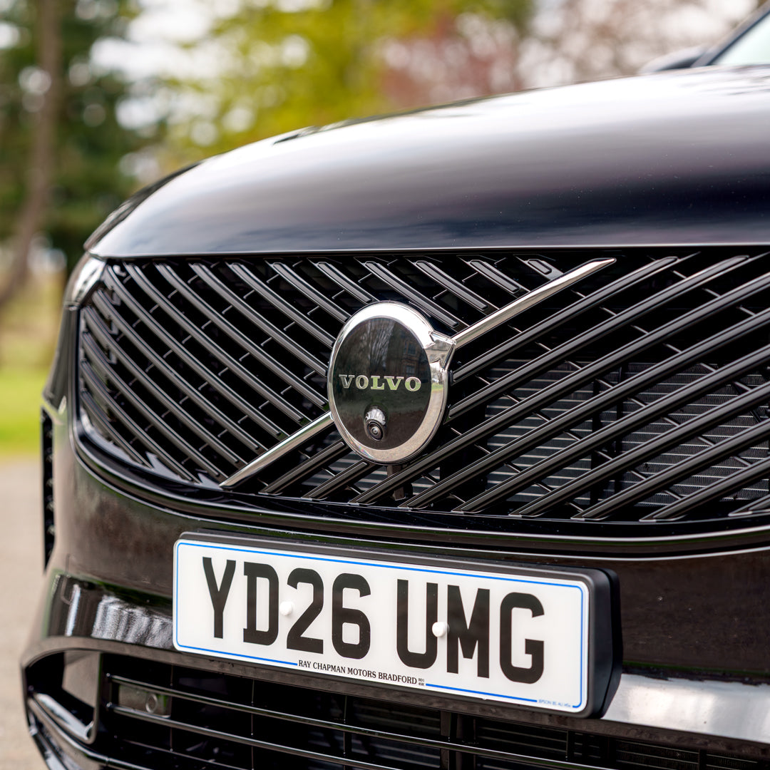 Brand New 7 seat Volvo XC-90