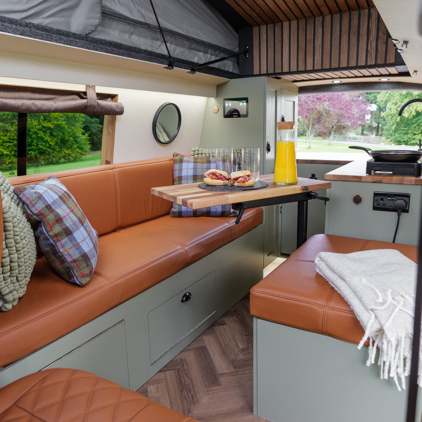 Noah: Automatic Off-Grid 4 berth Campervan + £5,000