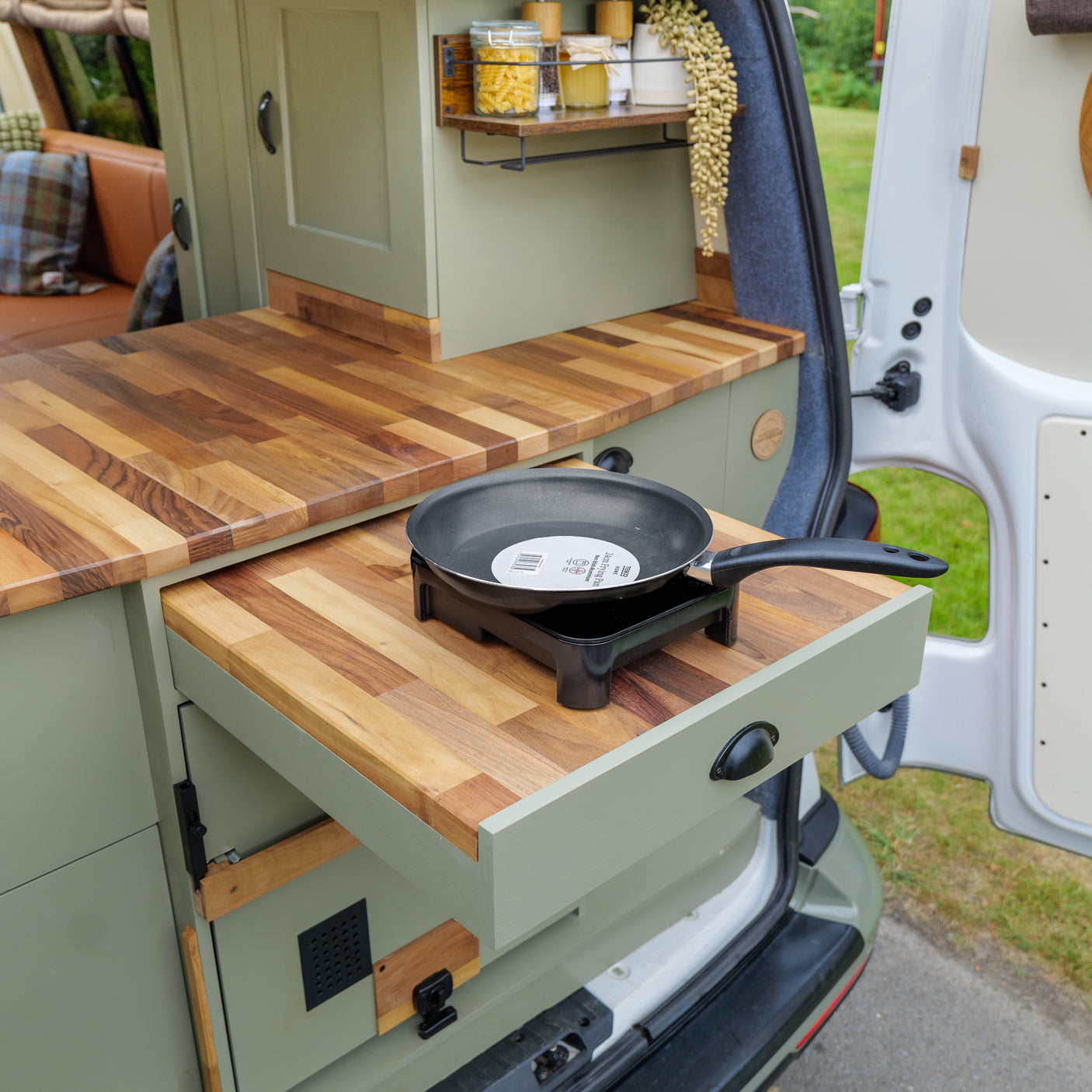 Noah: Automatic Off-Grid 4 berth Campervan + £5,000