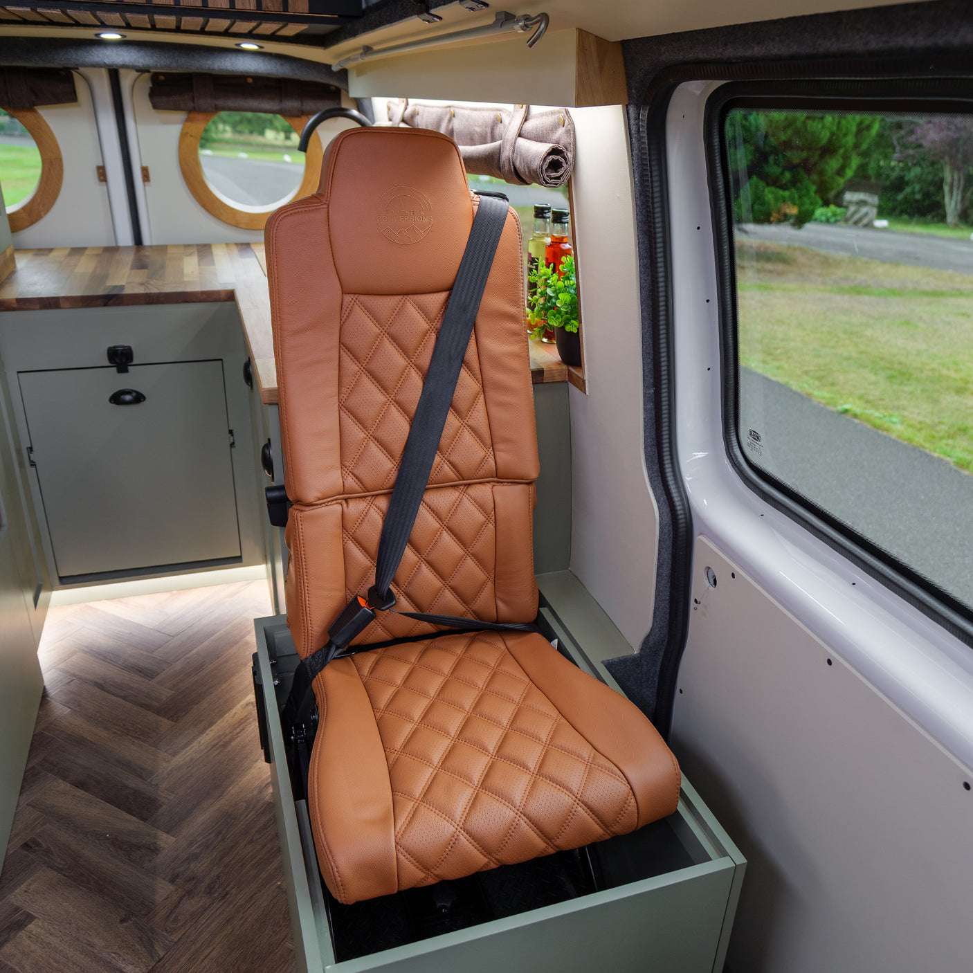 Noah: Automatic Off-Grid 4 berth Campervan + £5,000