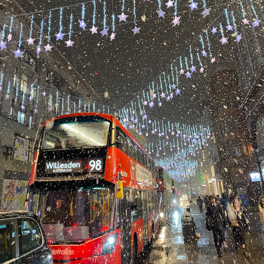 3 Night 5* London Christmas Shopping Holiday + £2000 Spending Cash!