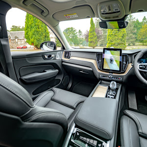Automatic Volvo XC60 Ultra Dark Edition