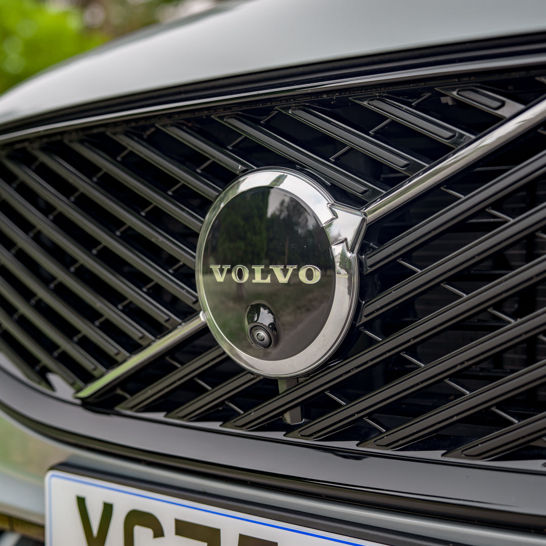 Automatic Volvo XC60 Ultra Dark Edition