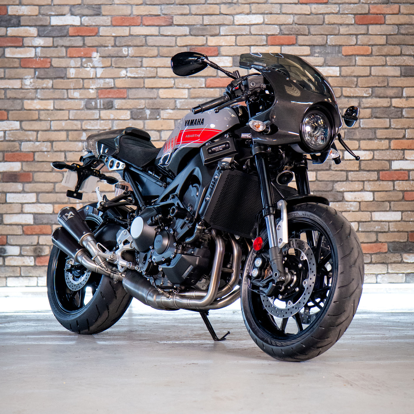 Yamaha XSR900 Abarth Edition + £1000 cash