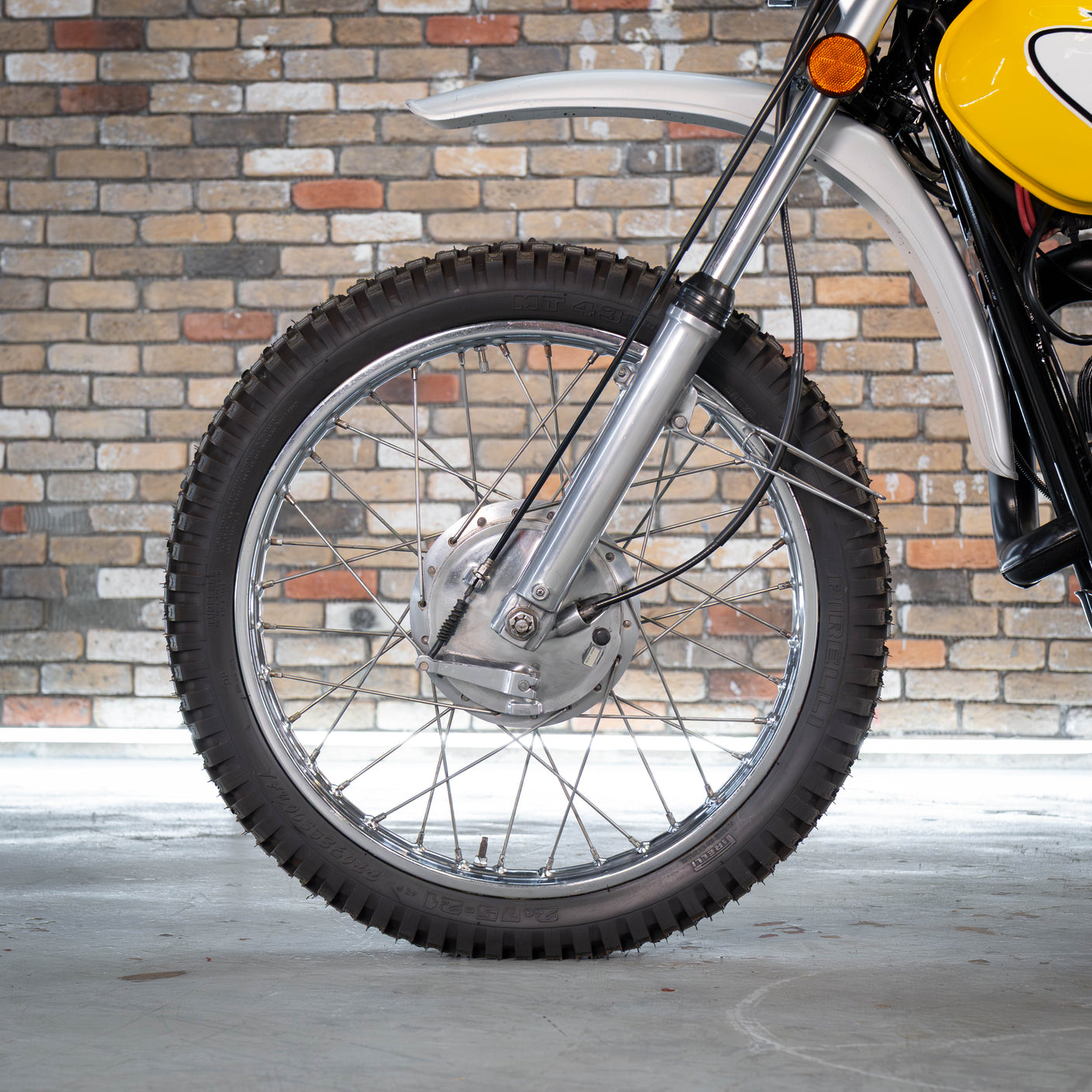 Restored 1974 Yamaha DT250 + £500 cash
