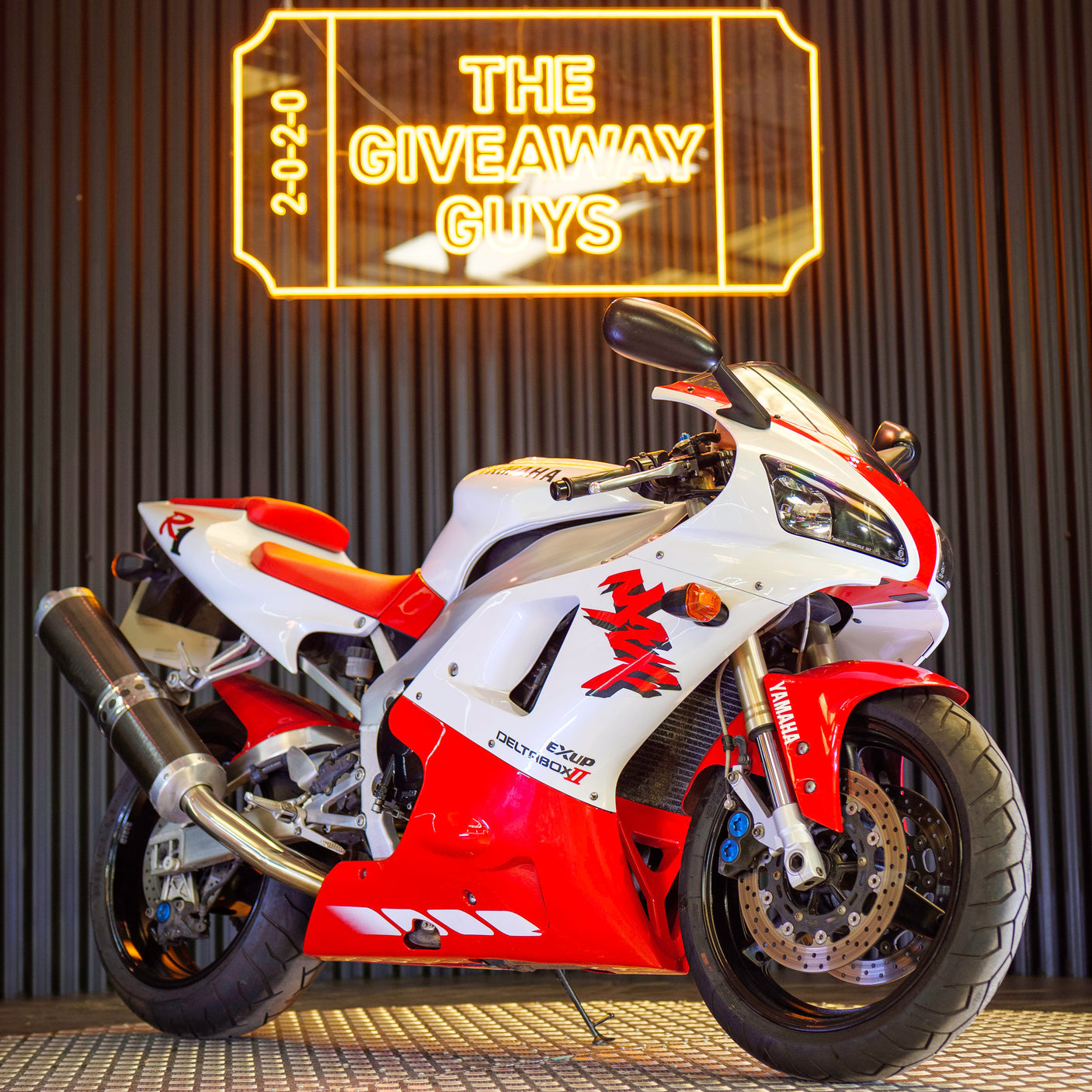 Immaculate 1998 Yamaha R1