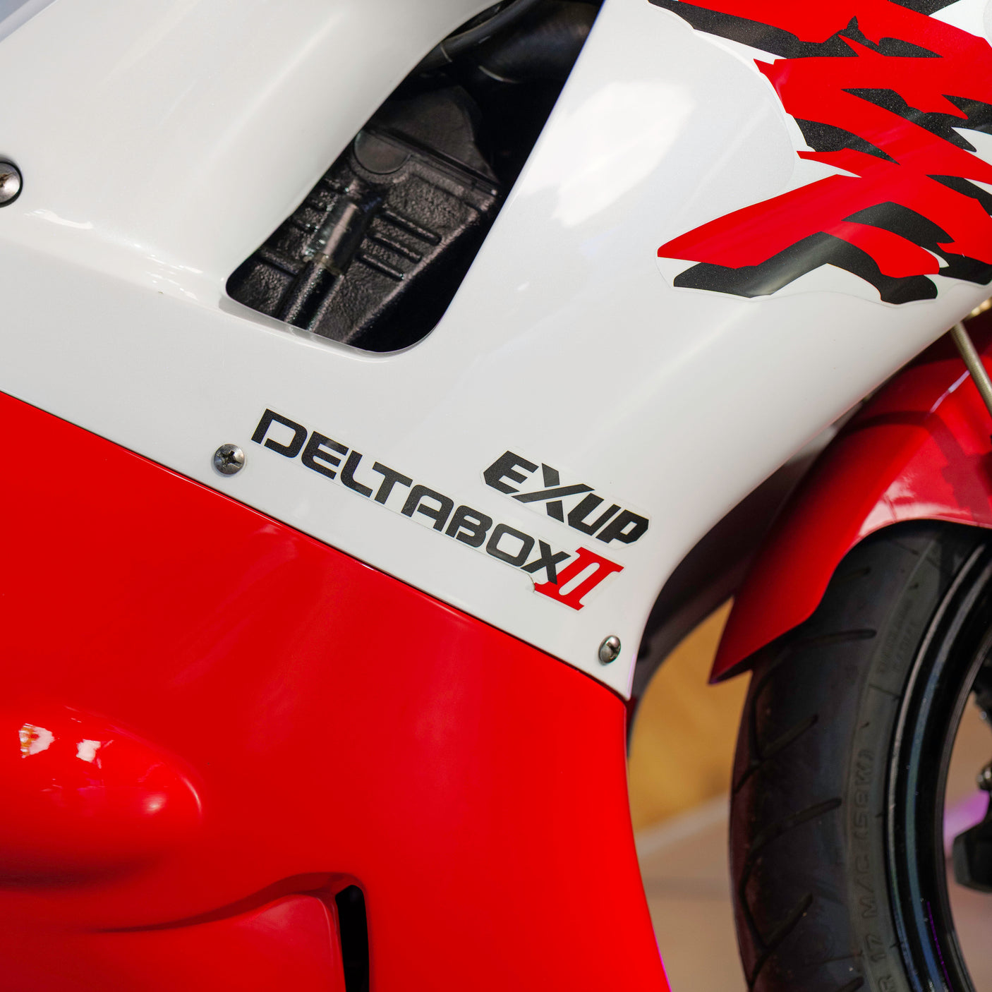 Immaculate 1998 Yamaha R1