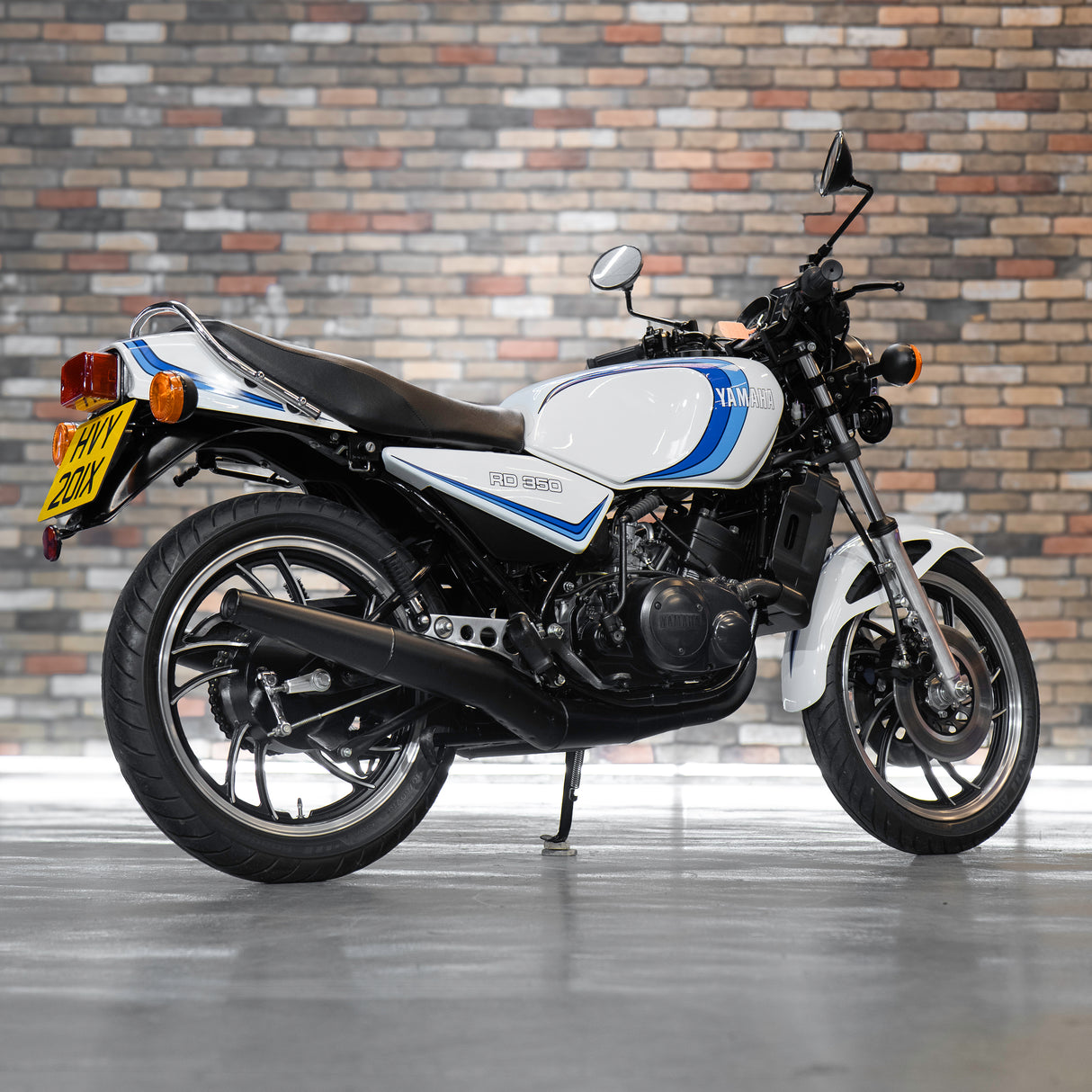 Fully Restored Immaculate Yamaha RD350LC