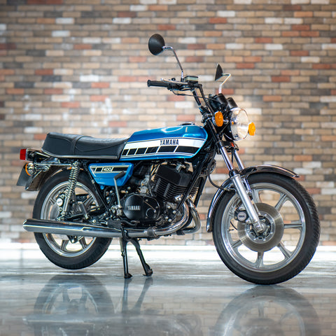 Minted 1976 Yamaha RD400