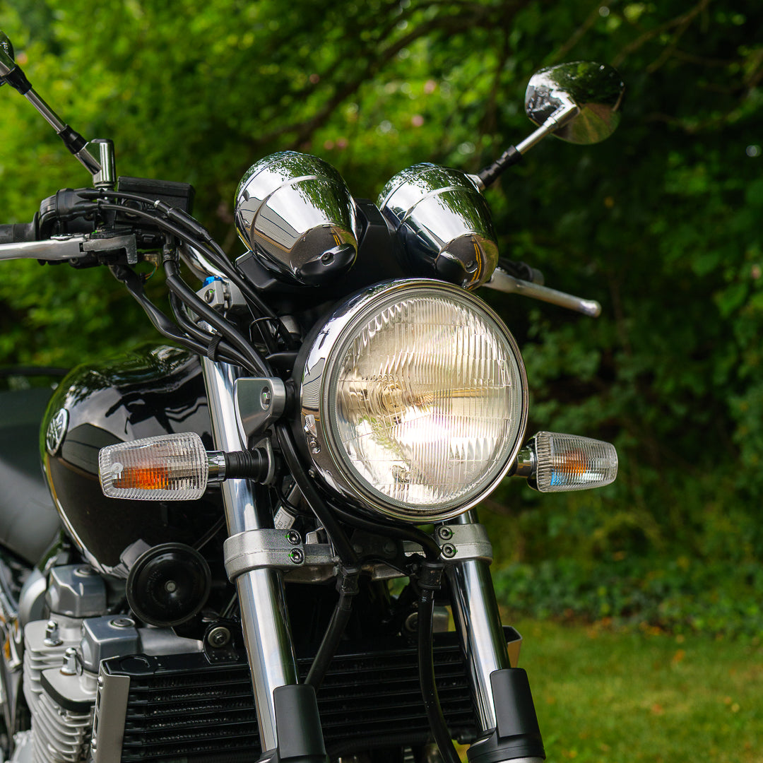 LOW MILEAGE 2010 Yamaha XJR 1300