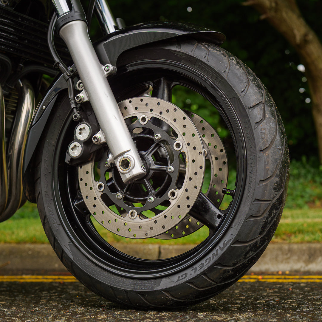 LOW MILEAGE 2010 Yamaha XJR 1300