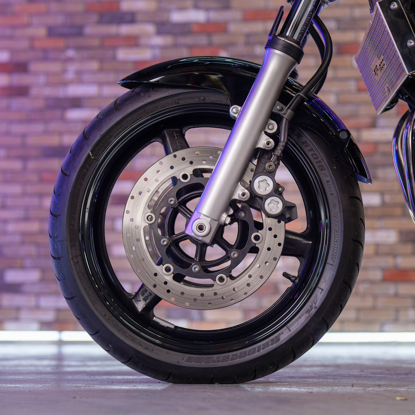 LOW ODDS: 2009 YAMAHA XJR 1300