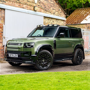 2025 Automatic Obsidian Land Rover Defender 90
