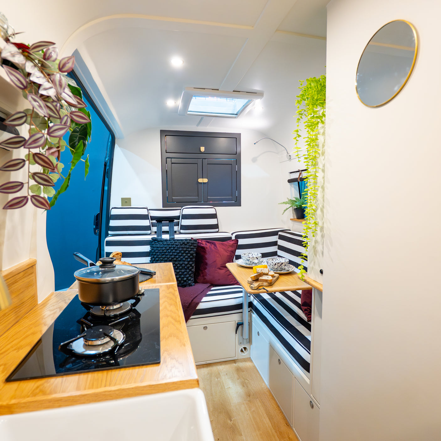 Jasper - Stunning 4 berth Custom Campervan + £5000 cash