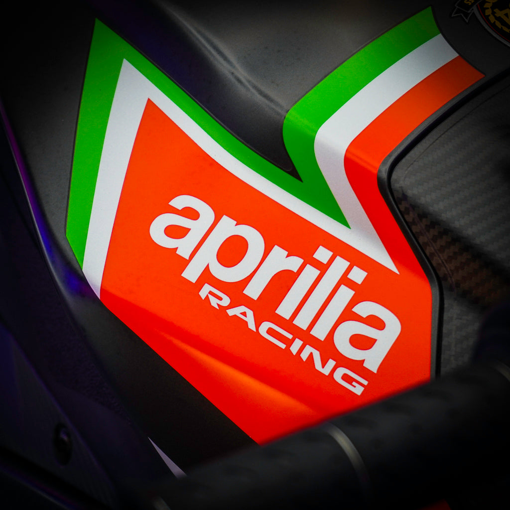 Aprilia Logo Wallpaper aprilia-logo-wallpaper