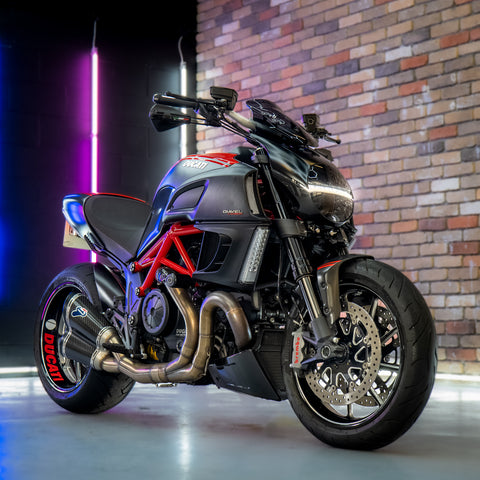 Ducati Diavel Carbon with Twin Termi Exhausts!