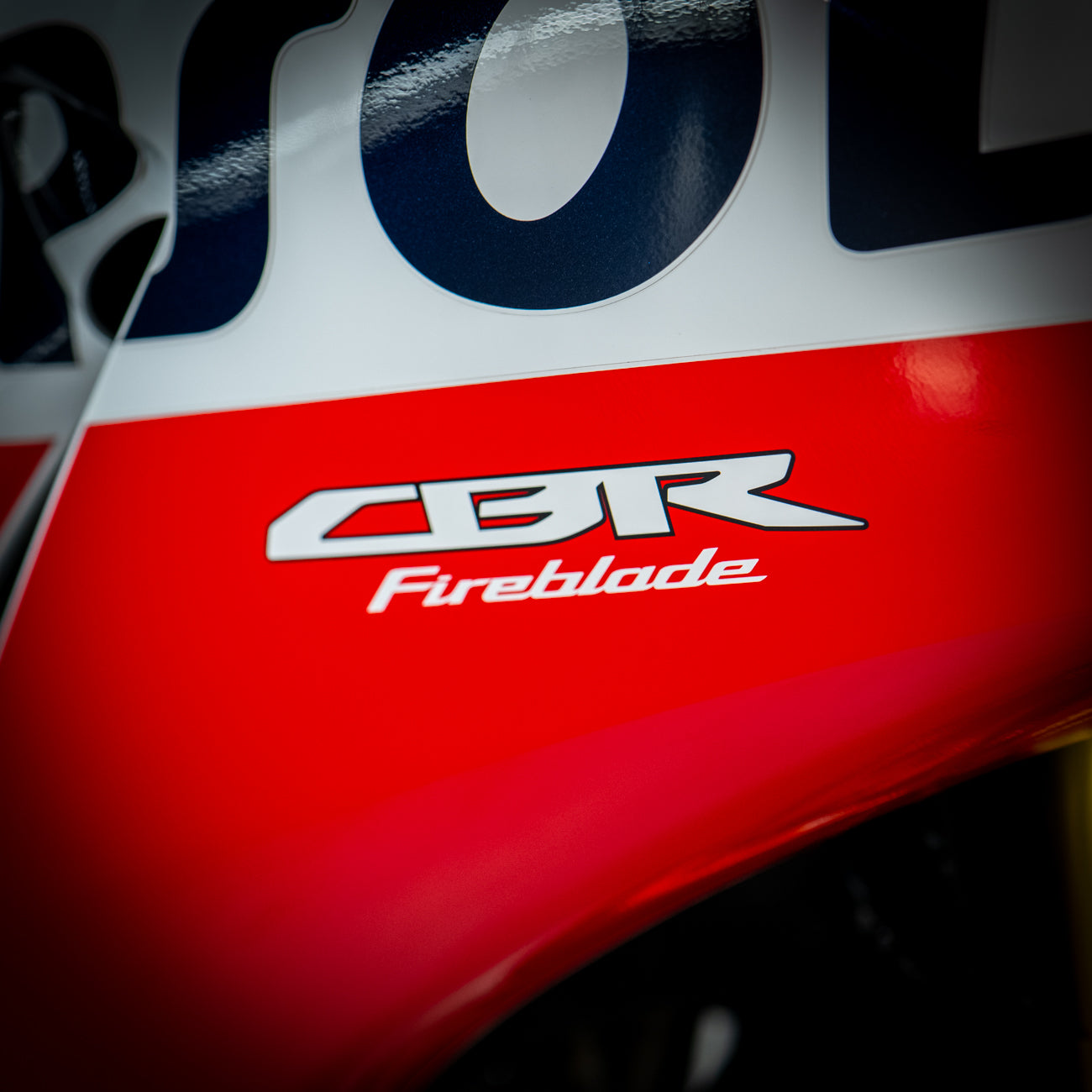 Brezo Repsol Repsol Logo Wallpaper